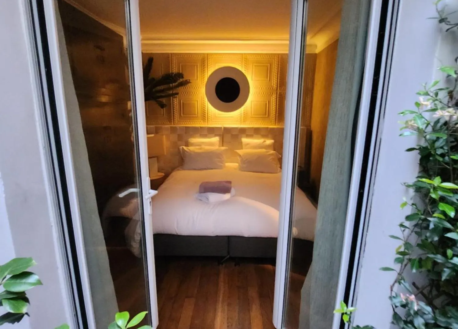 Pic De Notre Dame, Charming Suites パリ フランス