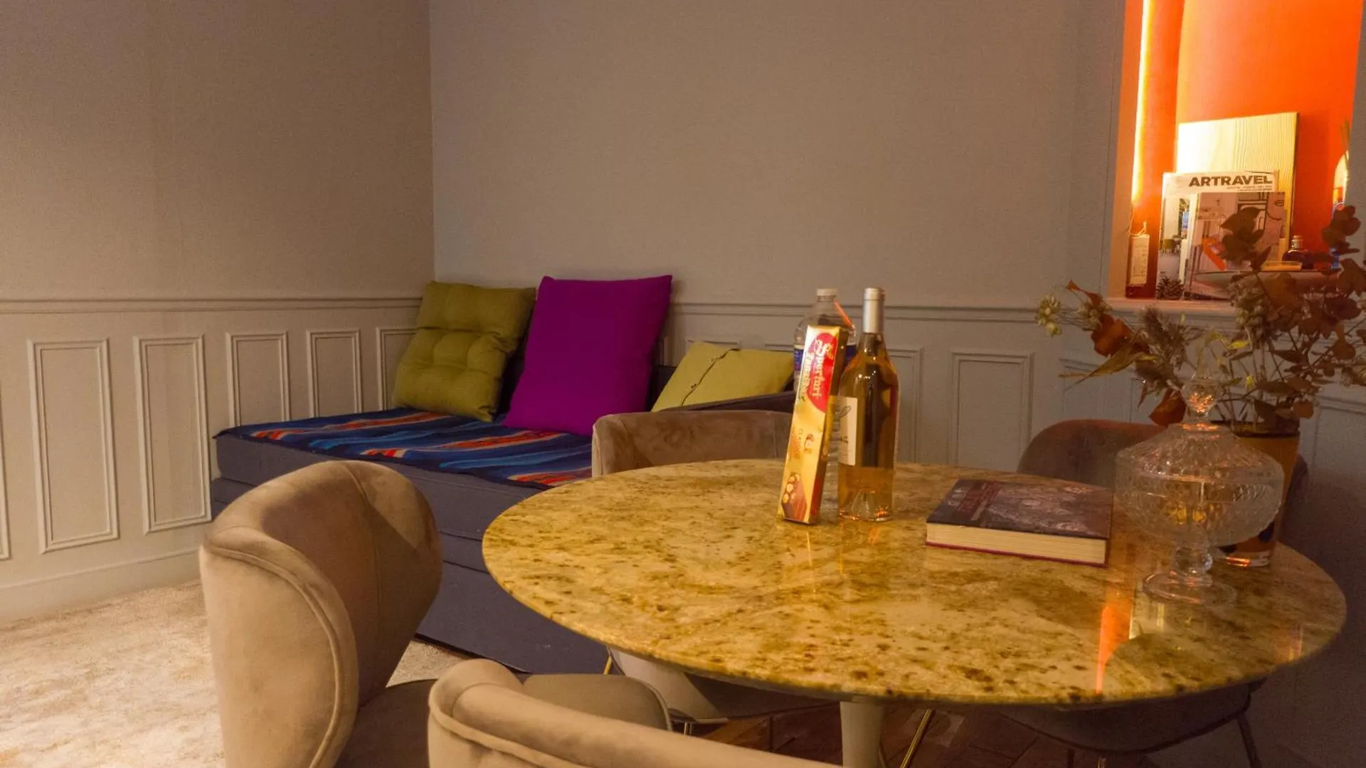 Apartment Pic De Notre Dame, Charming Suites Paris France